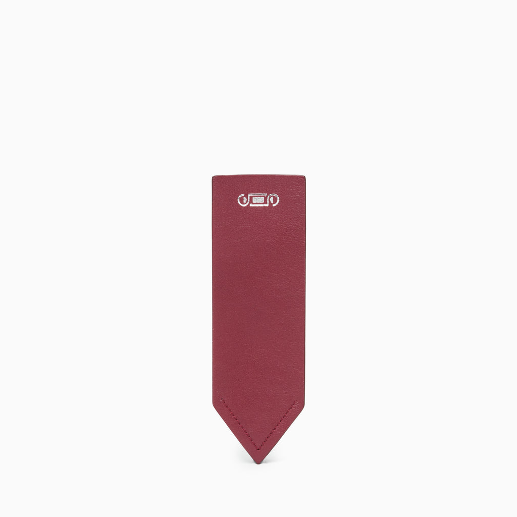 The Bookmark in Bordeaux. Front view showing smooth upcycled leather with Studio Tondini logo embossed at the top and distinctive V-shaped stitching at the base.